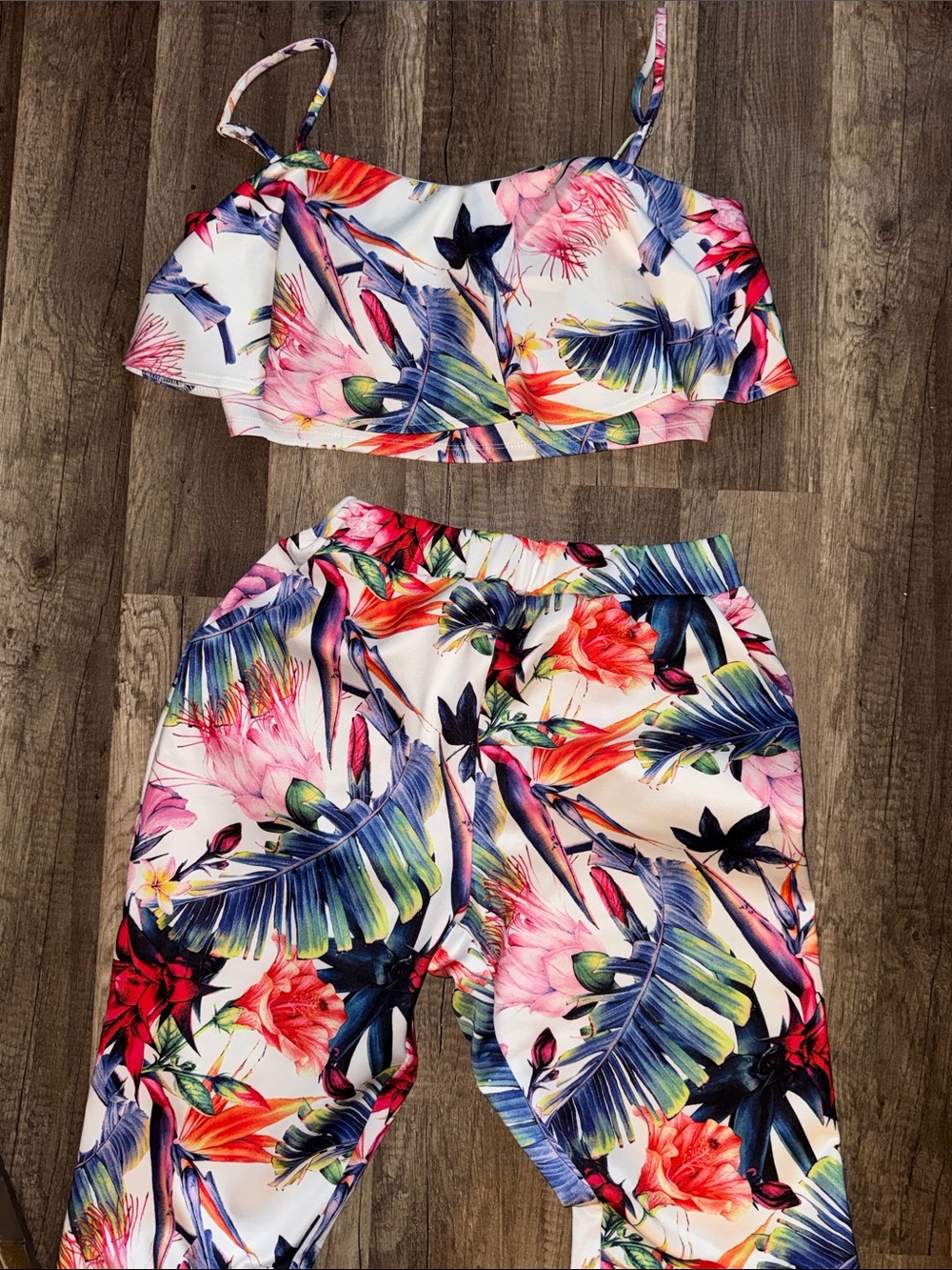 Women’s Floral Tropical Two-Piece halter Bottoms Set - White/Pink Floral